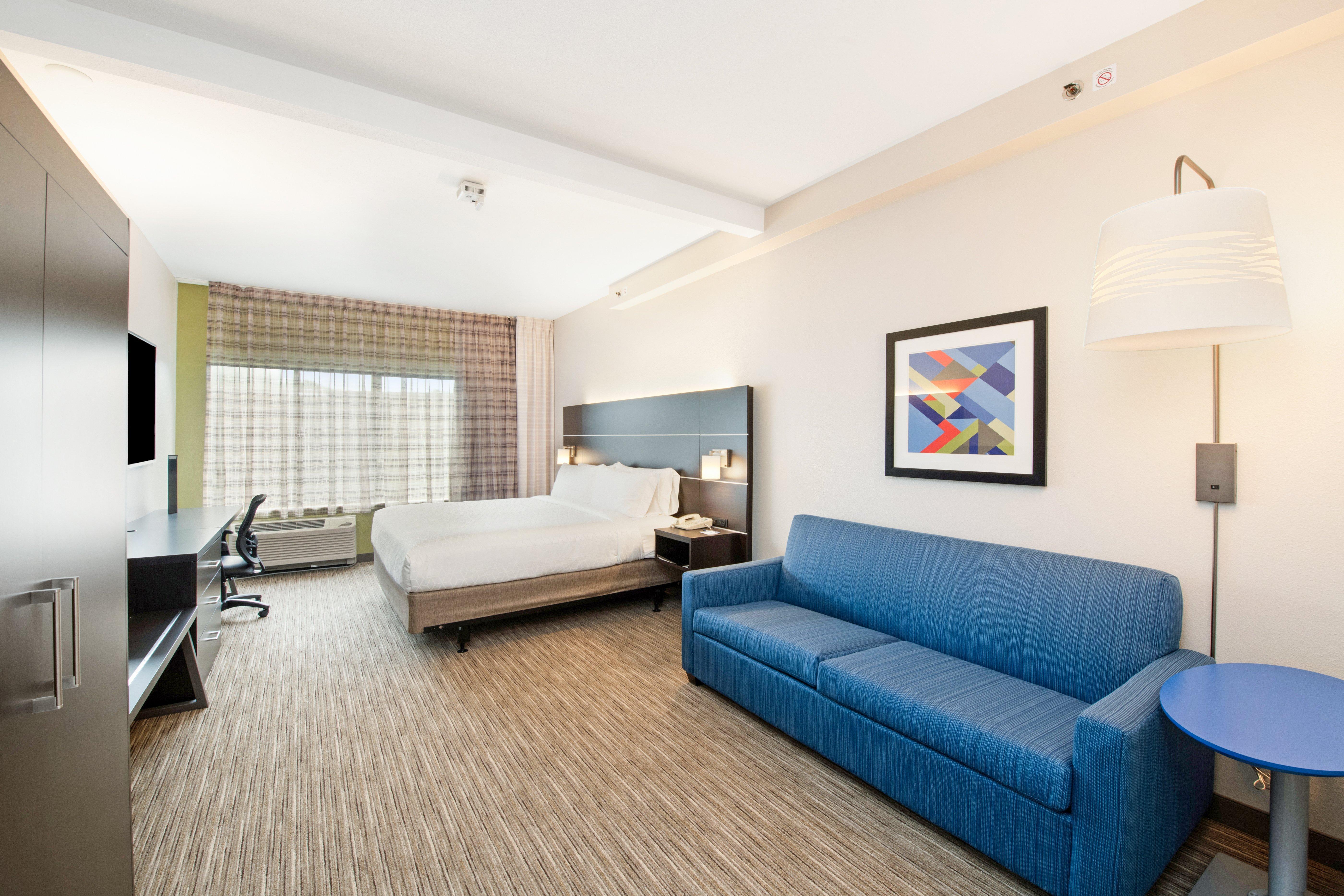 Holiday Inn Express - Delafield By Ihg Экстерьер фото