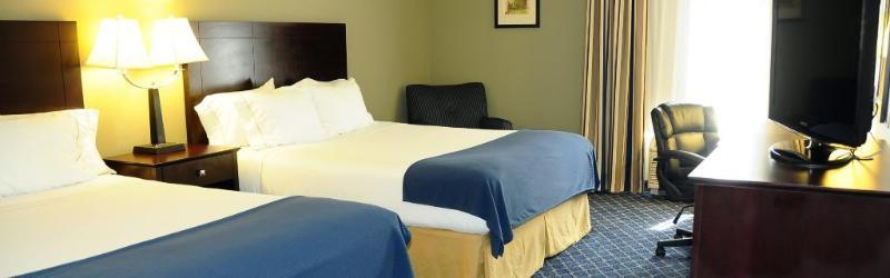 Holiday Inn Express - Delafield By Ihg Экстерьер фото