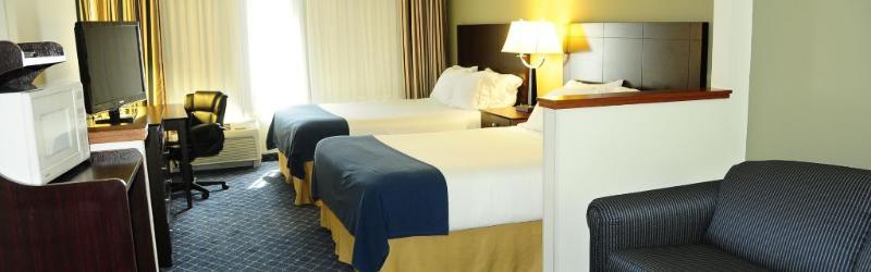 Holiday Inn Express - Delafield By Ihg Экстерьер фото